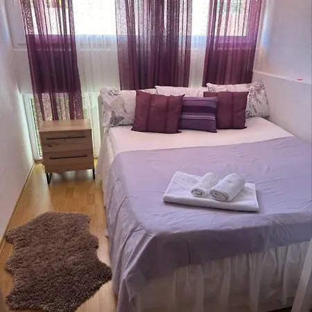 펜션 Apartman Una 네움